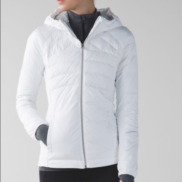 lululemon athletica Jackets & Blazers - NWT Lululemon White Down For a Run Jacket- Size 10 Original Release